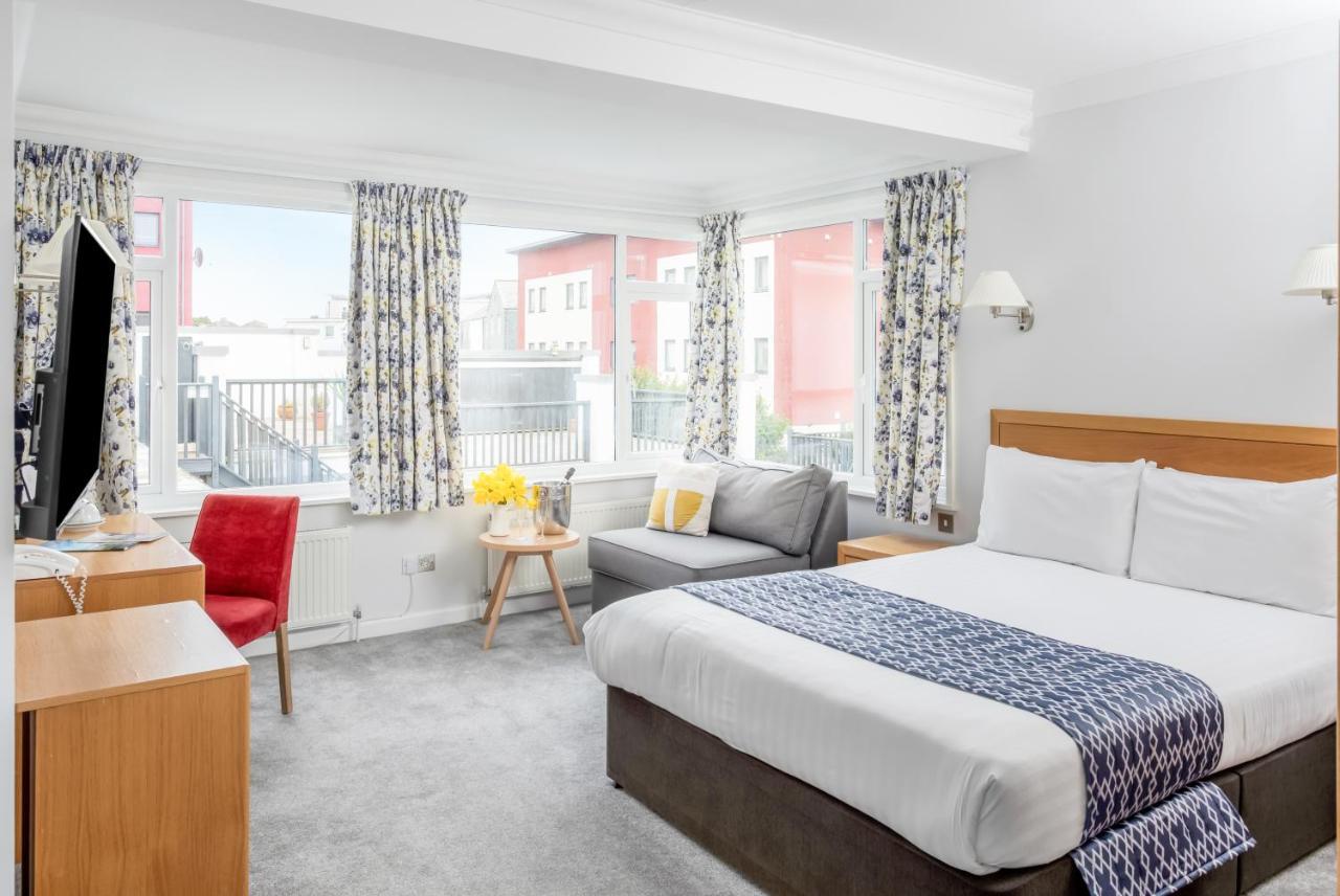 The Kilbirnie Hotel Ньюки Экстерьер фото