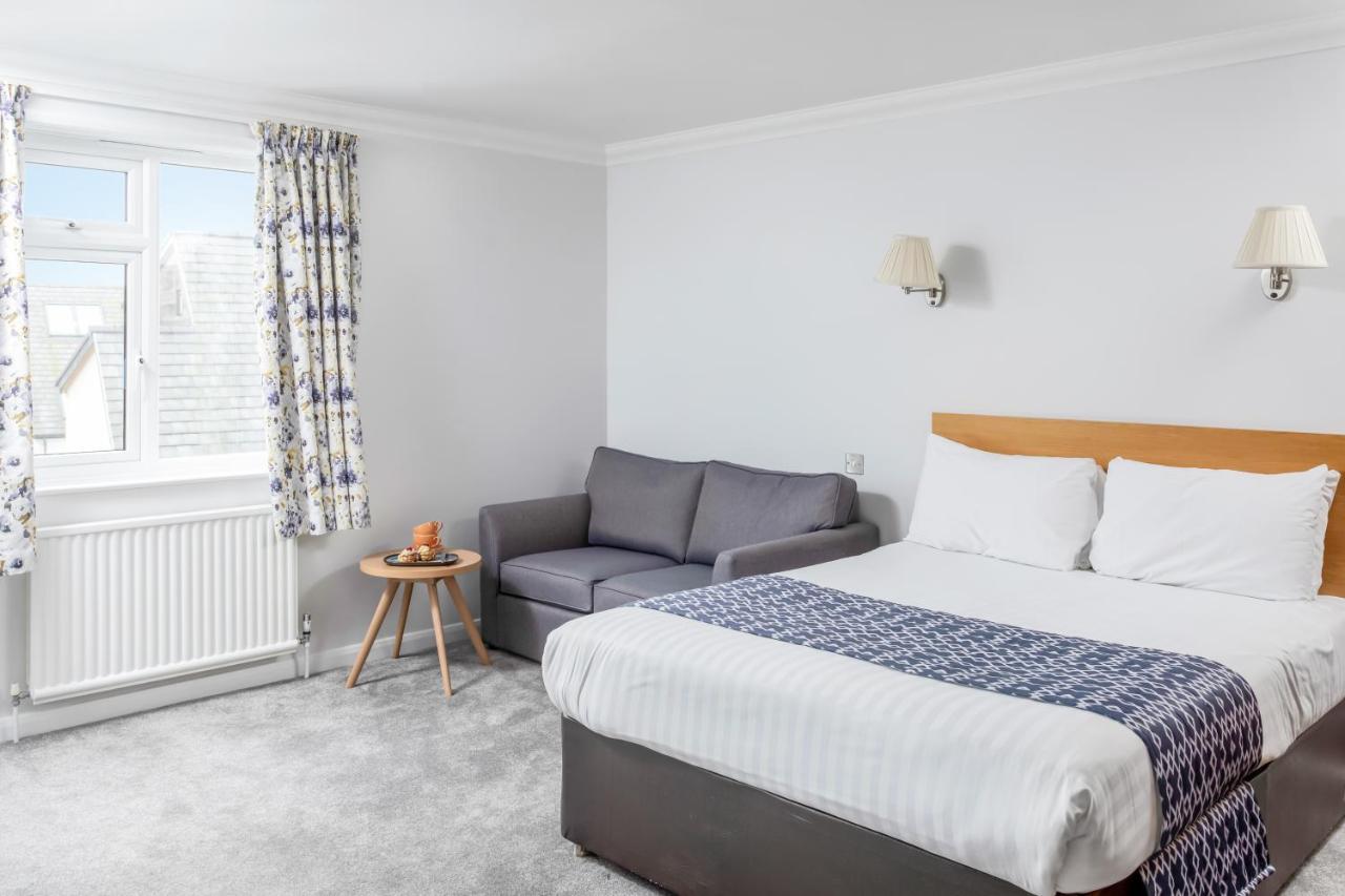 The Kilbirnie Hotel Ньюки Экстерьер фото