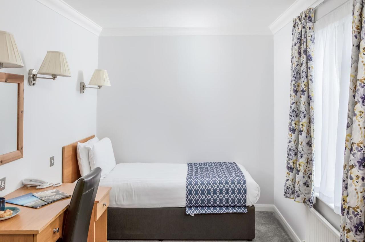 The Kilbirnie Hotel Ньюки Экстерьер фото